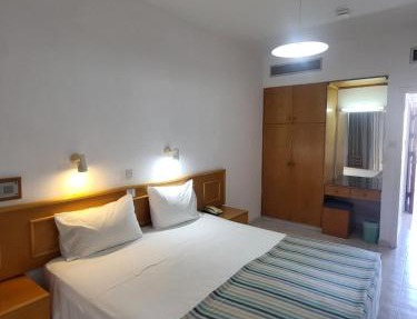 Corallia Beach Hotel Apartments in Coral Bay