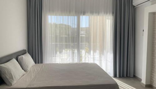 Family friendly modern flat in Caesar Resort &SPA, Long Beach İSKELE, KKTC in Trikomo