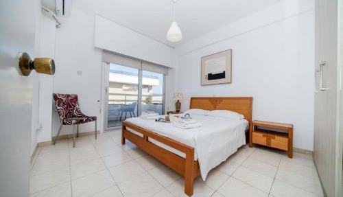 Seafront central 1 bedroom flat in Limassol