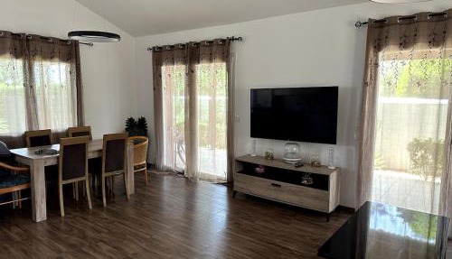 Family Villa with Large Garden in Pissouri