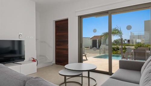 Serenity Waves Villa 26 in Larnaca