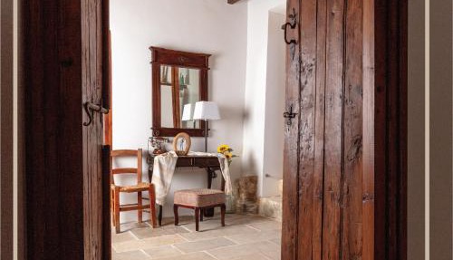 Melissothea Stone Suites in Mesana