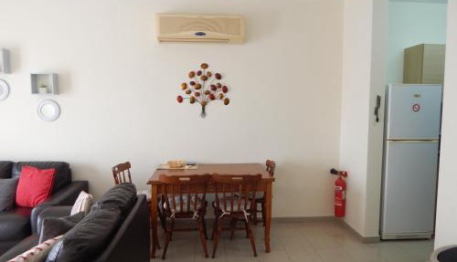 BarLee's Apartment in Paralimni
