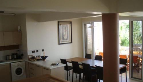 Sun Set Suite Villa in Peyia