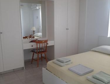 Pangeras Apartments in Pissouri