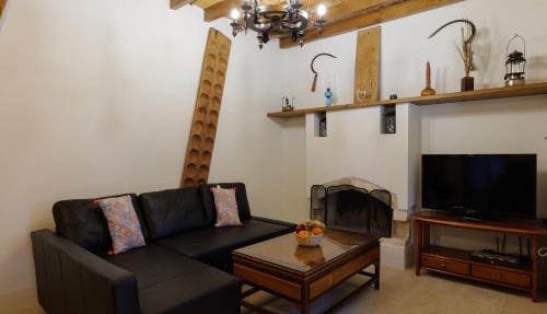 Stonehouse with private swimming pool in Paphos