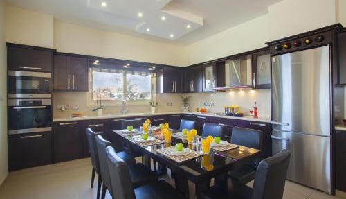 Stella Villa in Stroumbi