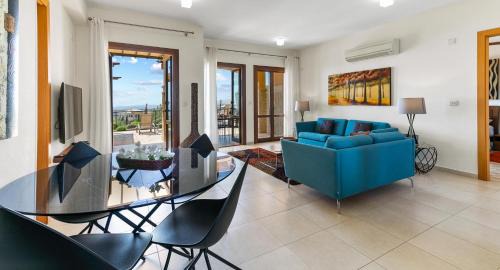 Apartment CC02 - Incredible Sea Views, Aphrodite Hills Resort in Kouklia