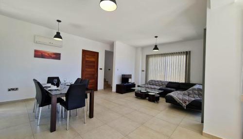 SEA VIEW VILLA in Kissonerga