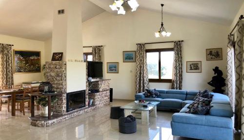 Androniki Luxury Villa Sea Views Pool BBQ WiFi A/C in Polis Chrysochous