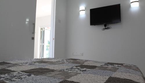 Sea View apartment in Pyla