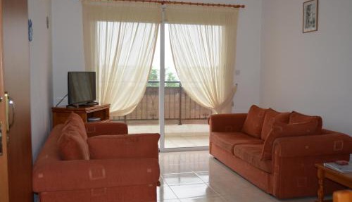 Ithaki Gardens Apartment 107 in Paphos