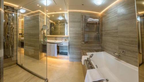Columbia Beach Resort in Pissouri