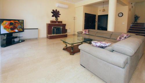 Patatas Villa in Limassol